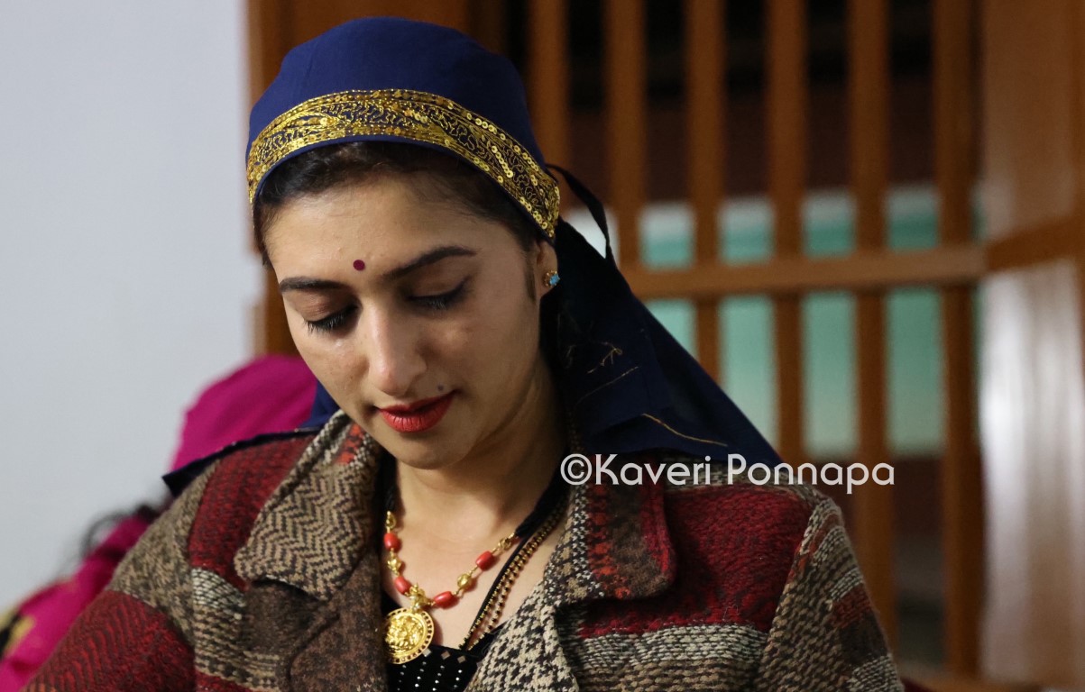 Young Kodava Women wearing pathak